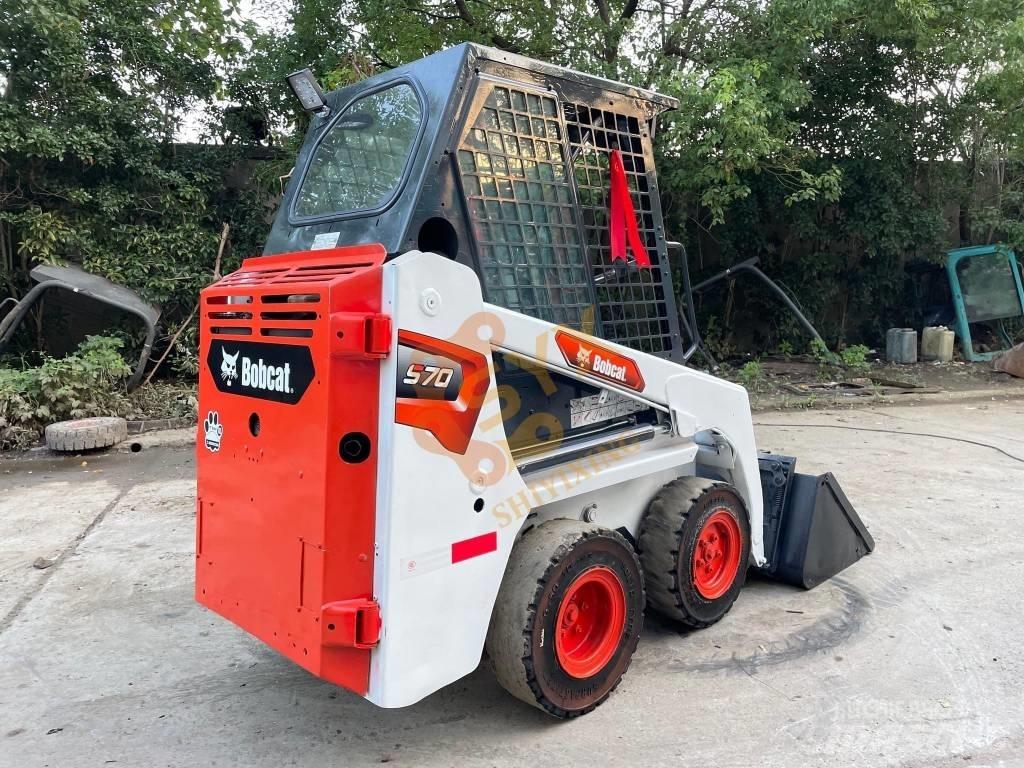 Bobcat S70 لوادر انزلاقية التوجيه