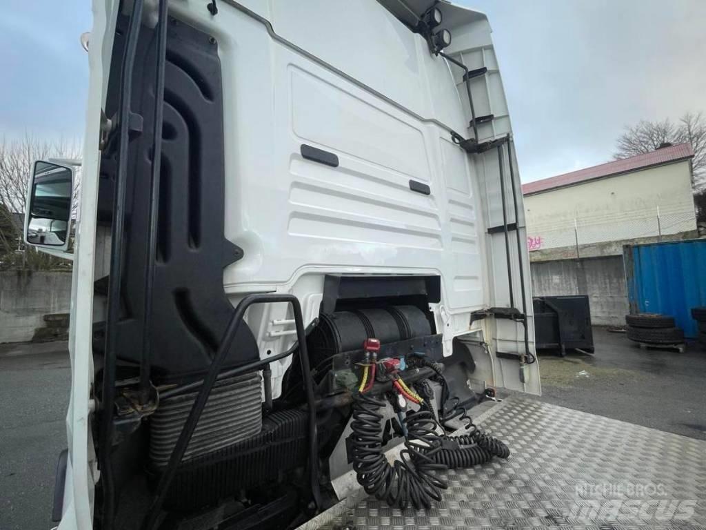 MAN TGX 28.560 وحدات الجر