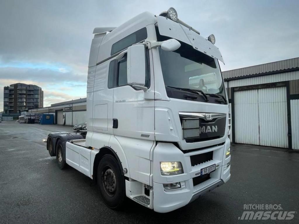MAN TGX 28.560 وحدات الجر