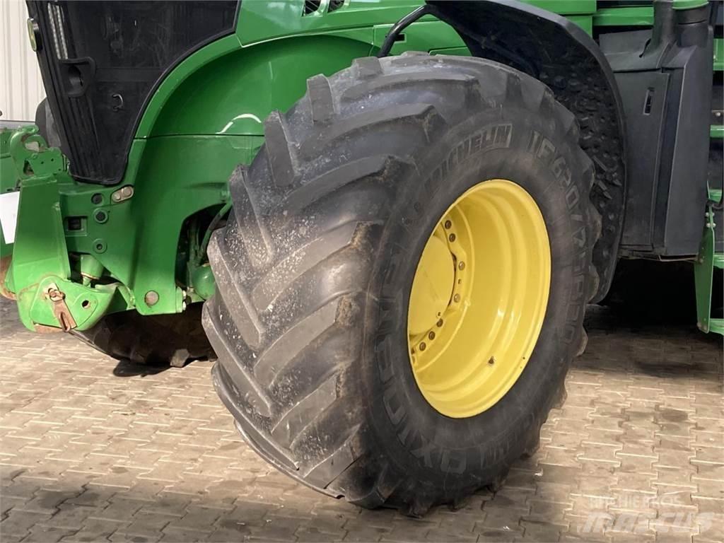 John Deere 7260R الجرارات