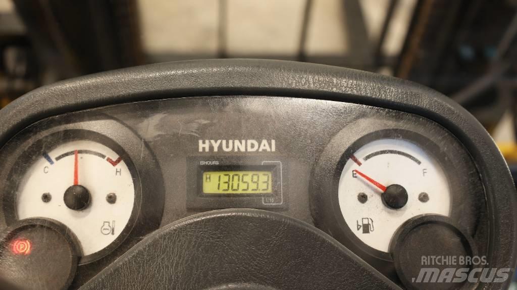 Hyundai 25 D-7 E شاحنات الديزل
