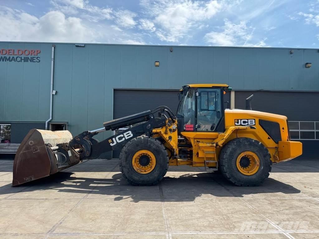 JCB 457 لوادر بعجل