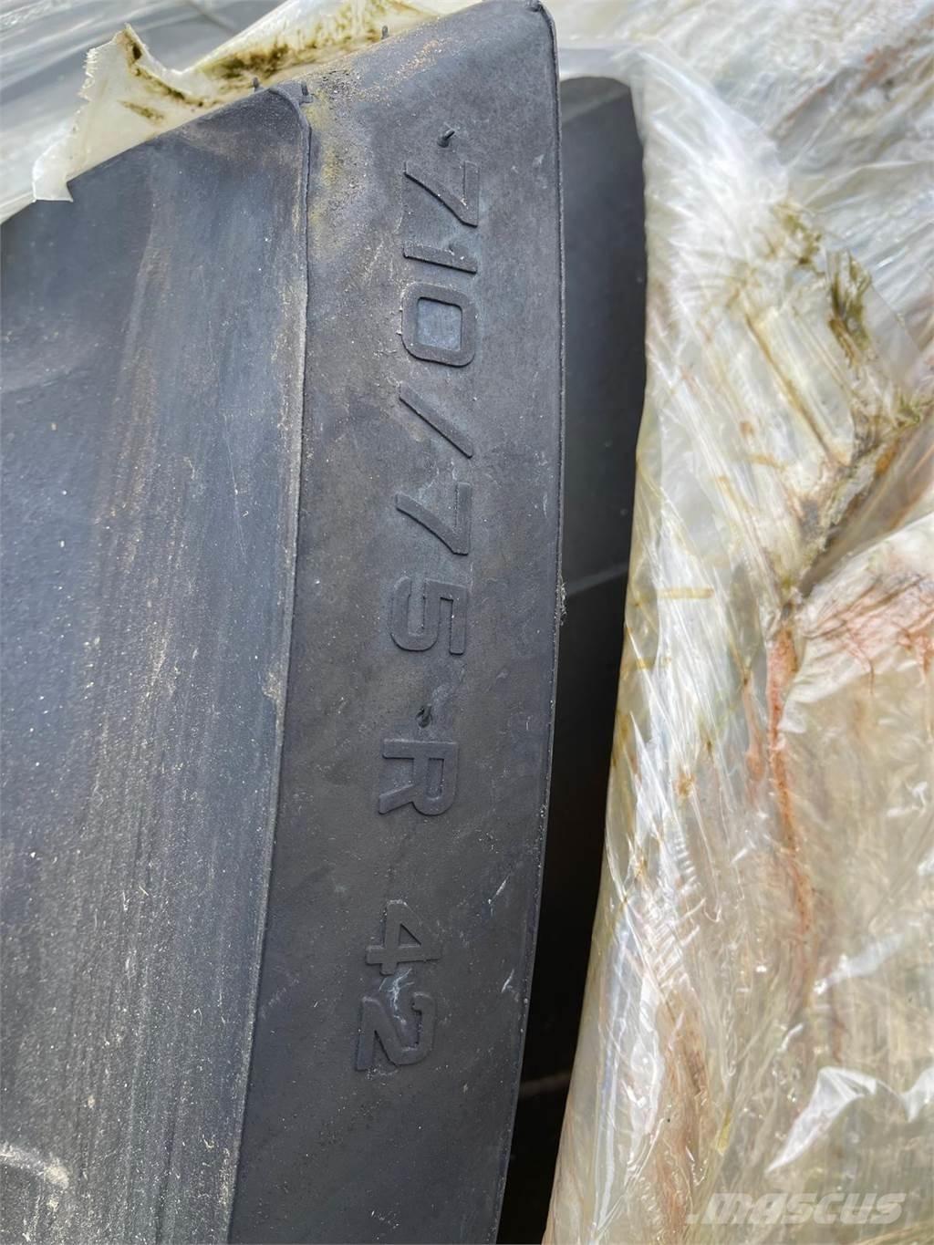  710/75R42 ماكينات زراعية أخرى