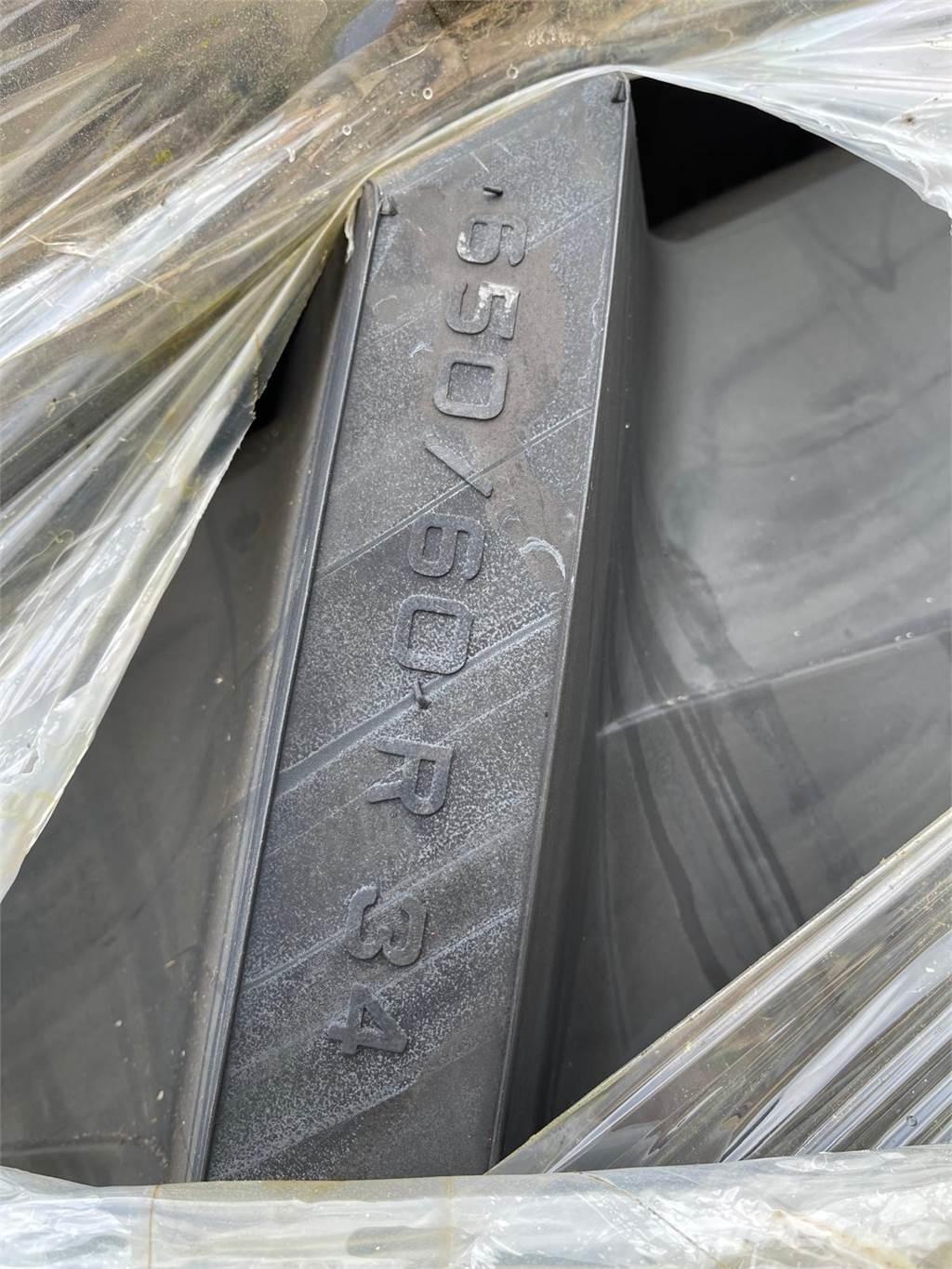  710/75R42 ماكينات زراعية أخرى