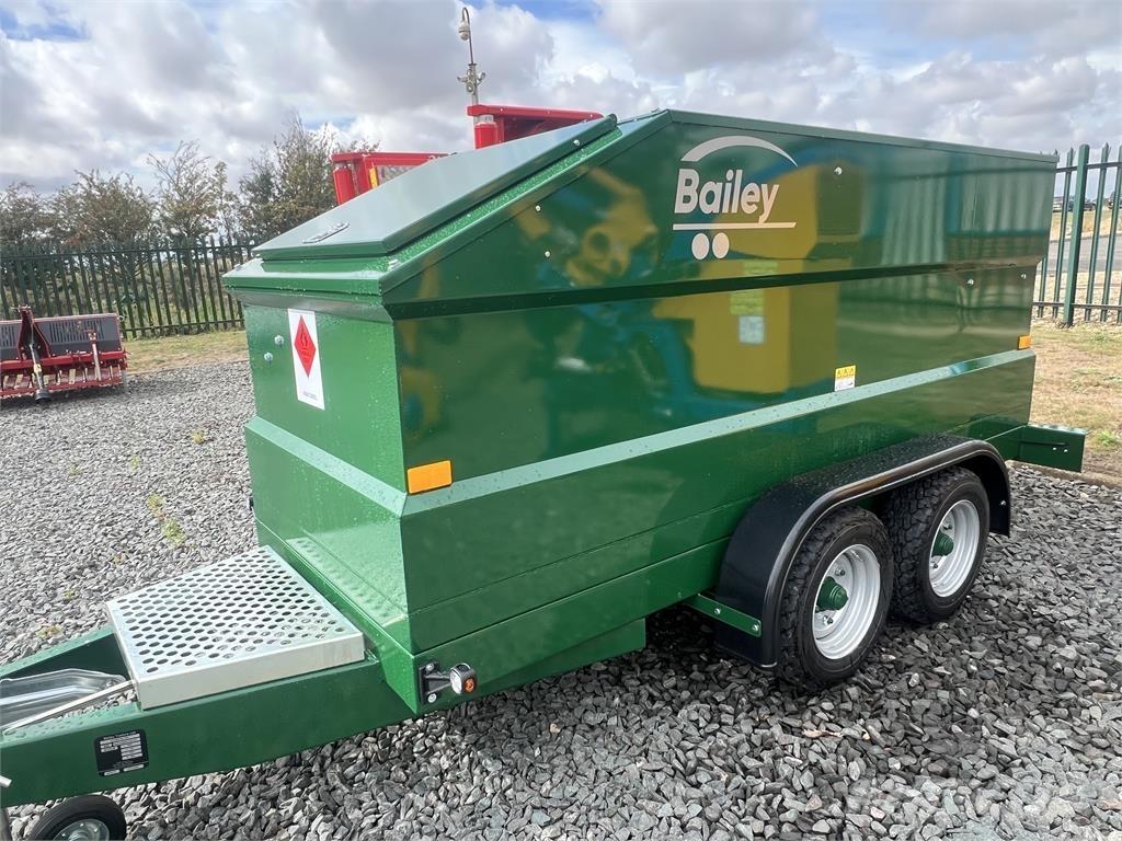 Bailey 2000L معدات توزيع السماد العضوي