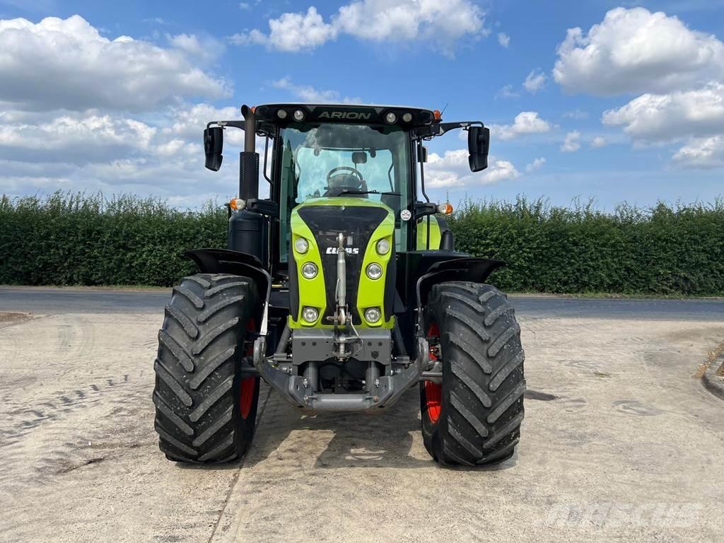 CLAAS ARION 610 الجرارات