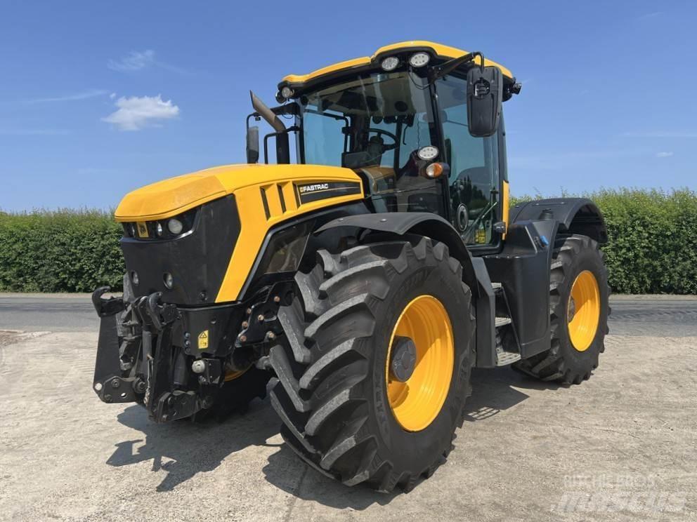 JCB 4220 FASTRAC الجرارات