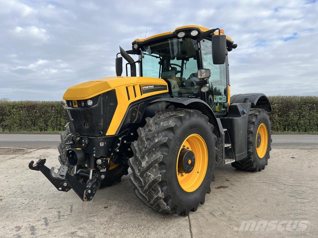 JCB 4220 FASTRAC الجرارات