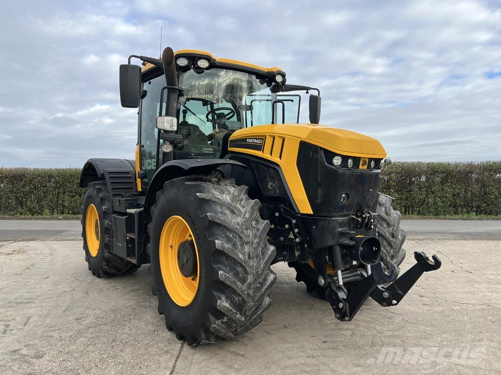 JCB 4220 FASTRAC الجرارات