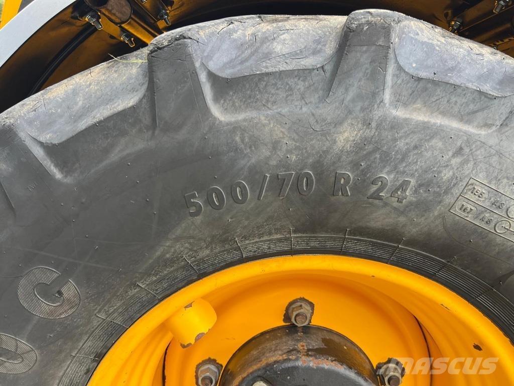 JCB 541-70 معدات مناولة لأغراض الزراعة
