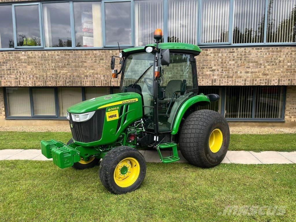 John Deere 4066R جرارات مدمجة