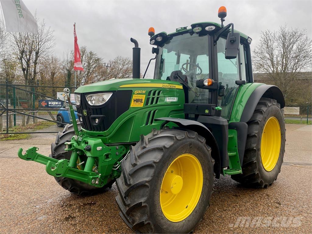 John Deere 6130M الجرارات