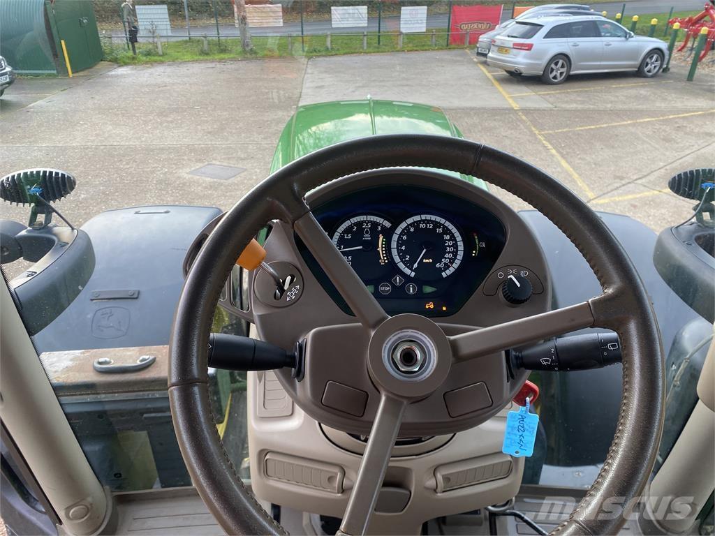 John Deere 6155R الجرارات