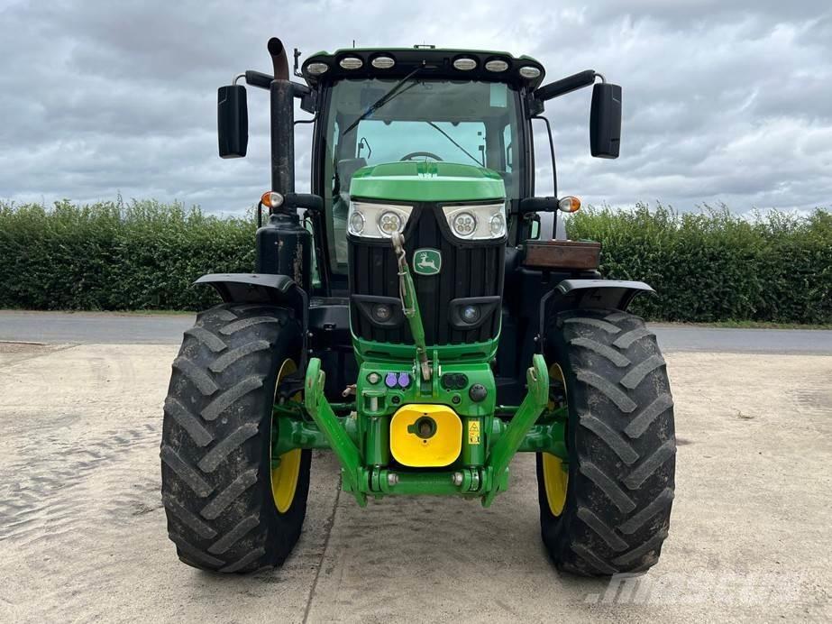 John Deere 6175R الجرارات