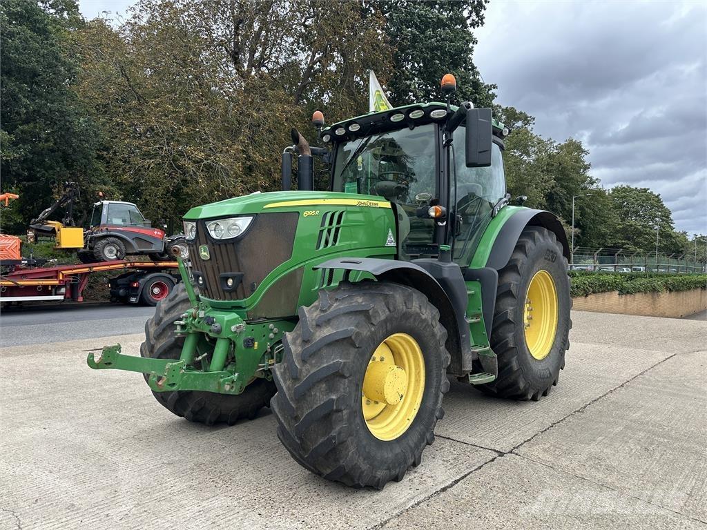 John Deere 6195R الجرارات