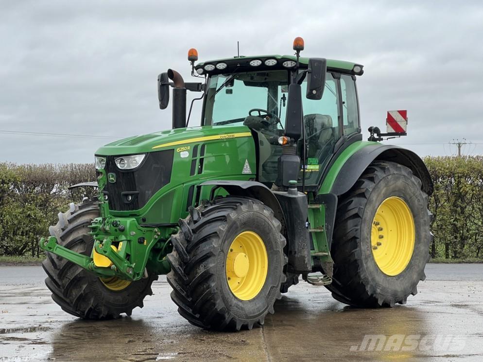 John Deere 6250R الجرارات