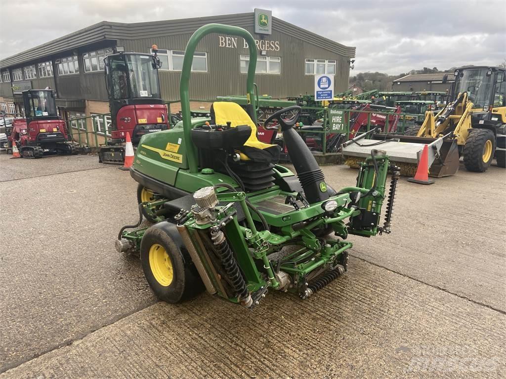 John Deere 6700A ماكينات زراعية أخرى