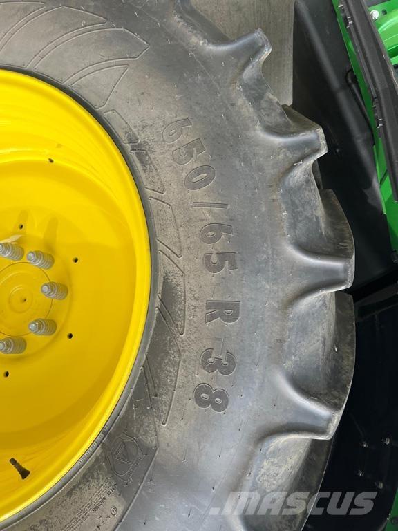 John Deere 6R185 الجرارات