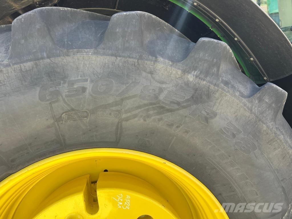 John Deere 6R250 الجرارات