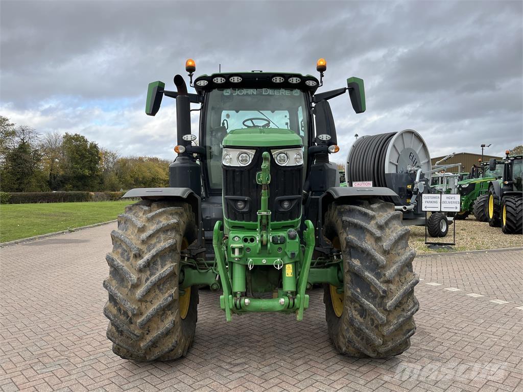 John Deere 6R250 الجرارات