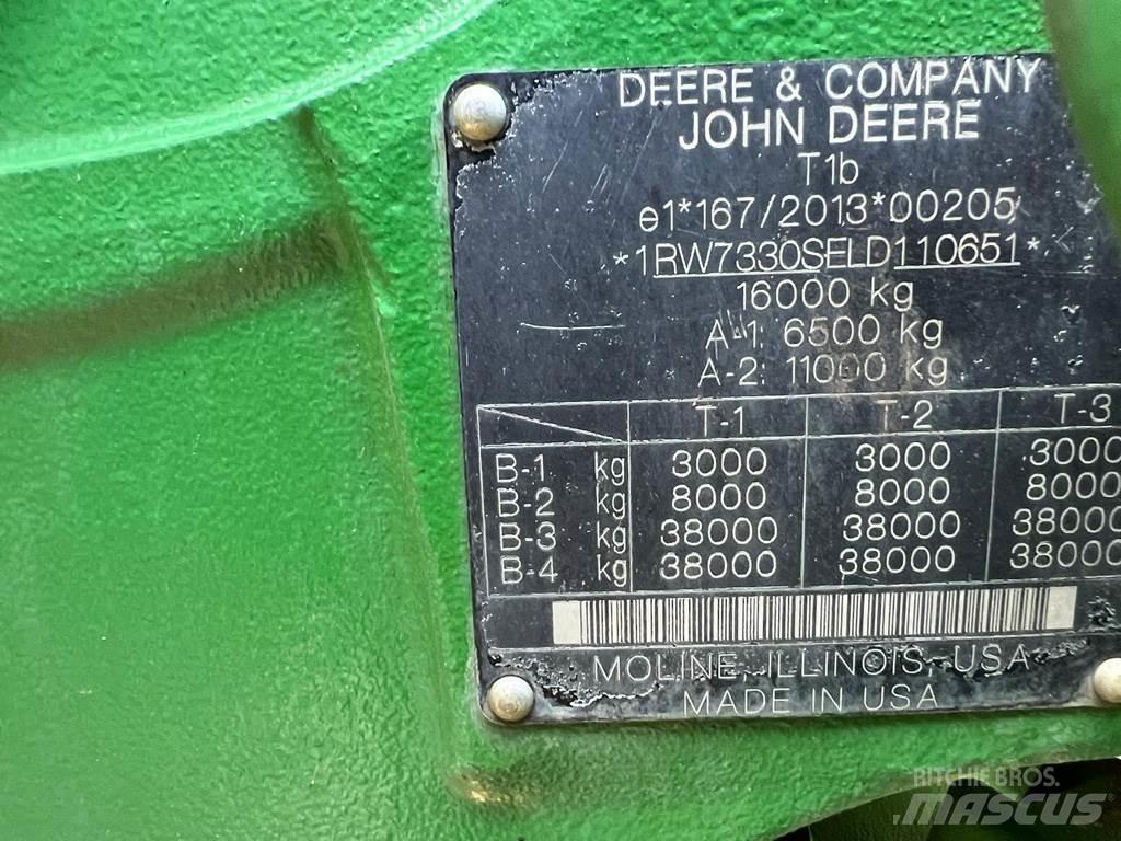 John Deere 7R330 الجرارات