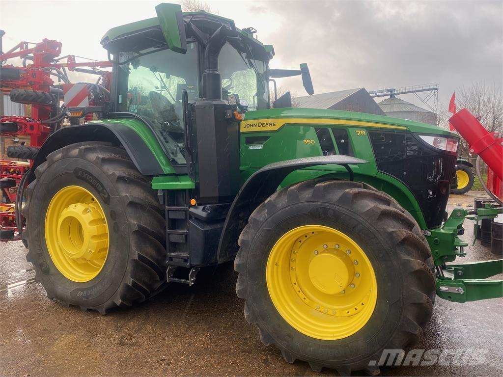 John Deere 7R350 الجرارات