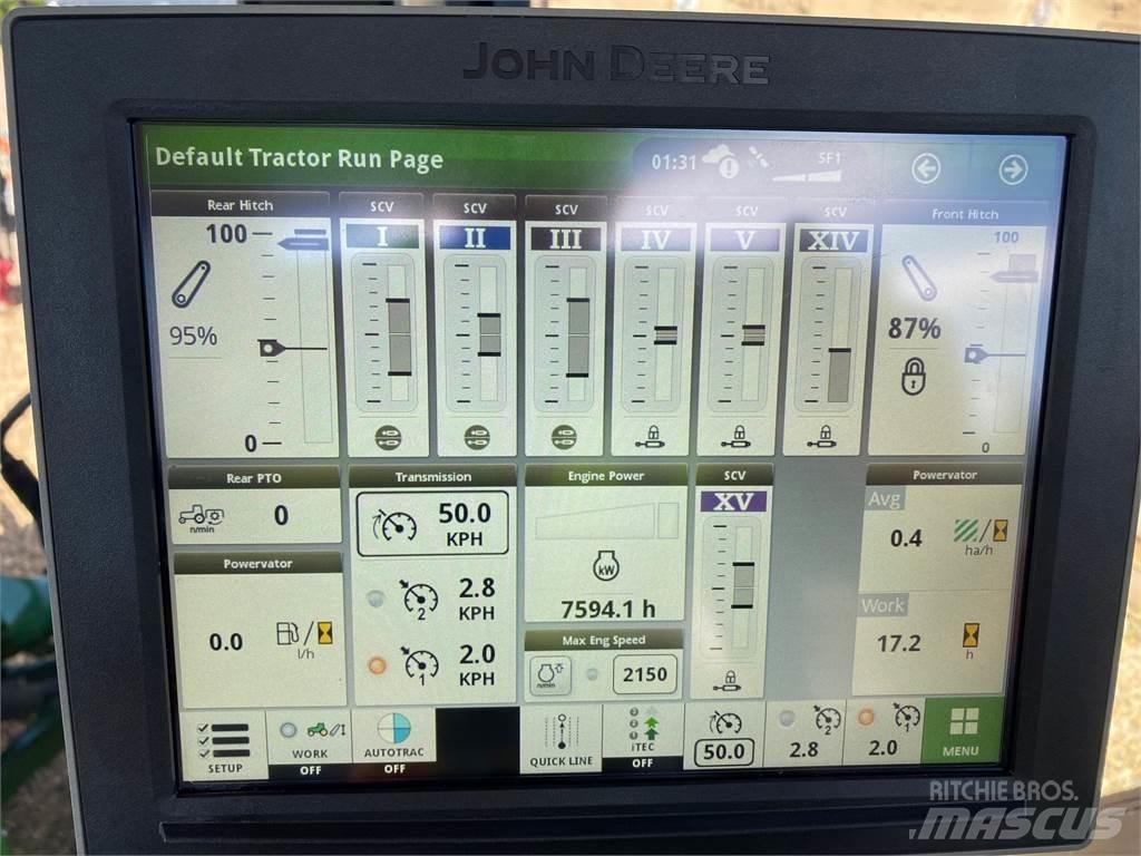 John Deere 8R370 الجرارات