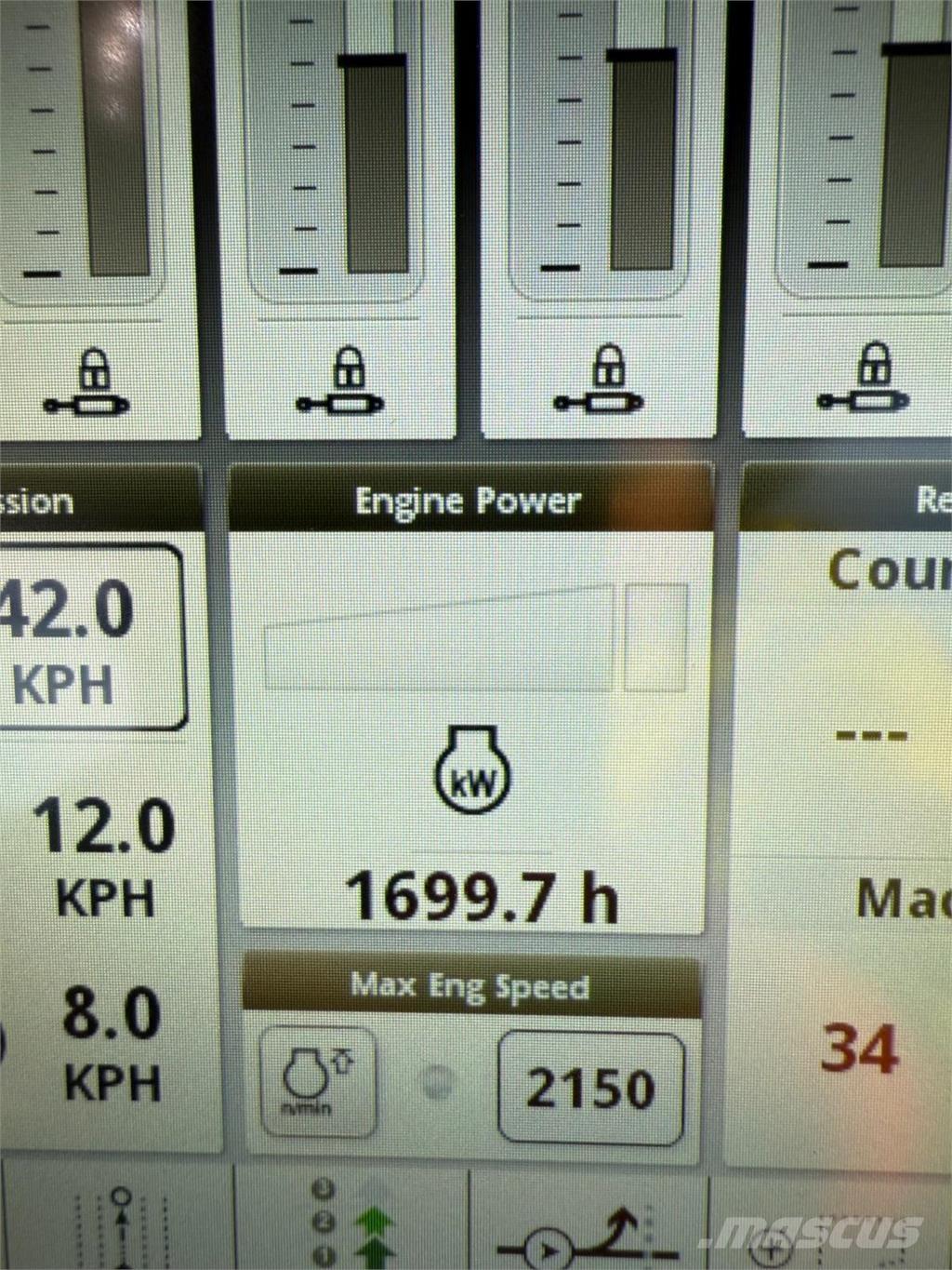 John Deere 8RX370 الجرارات