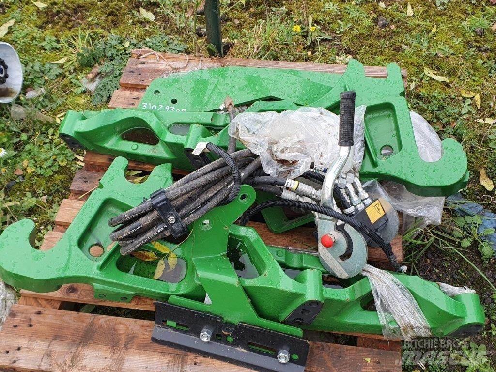 John Deere LOADER ماكينات زراعية أخرى