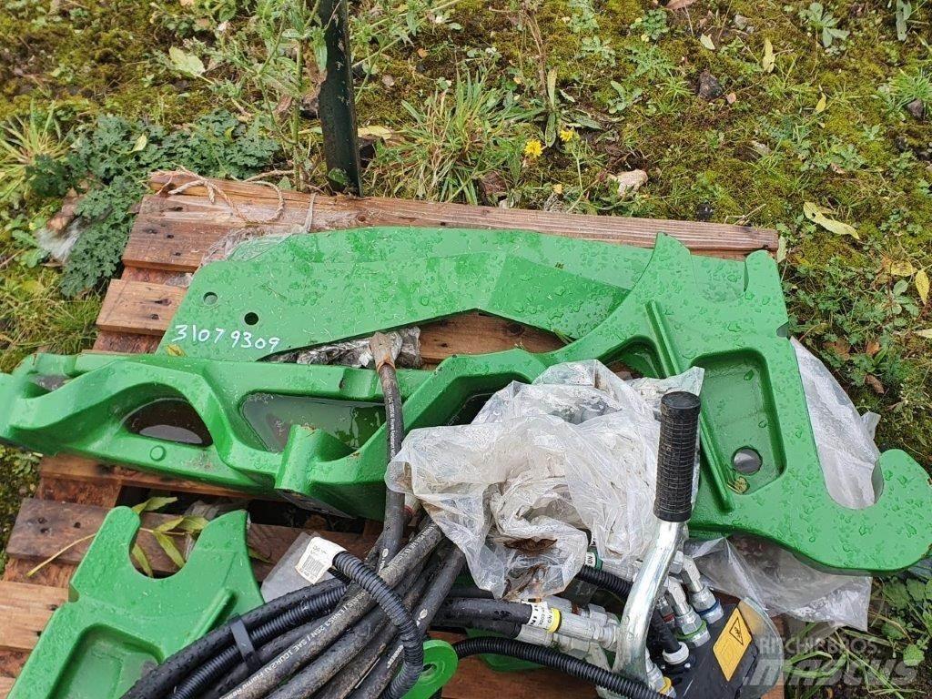 John Deere LOADER ماكينات زراعية أخرى