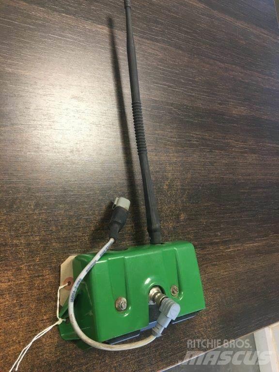 John Deere RTK النظام العالمي لتحديد المواقع GPS