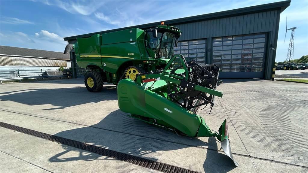 John Deere S780 حصادات