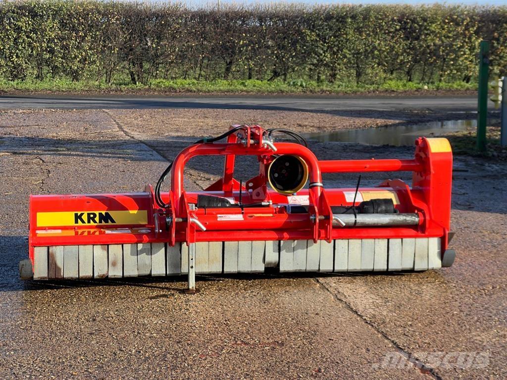 Krm ICON 2700S جزازات وأغطية المراعي