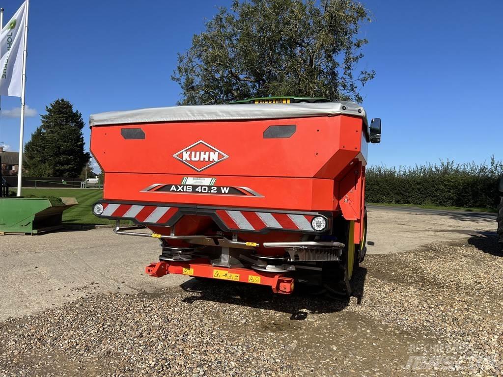 Kuhn 40.2W معدات فرد المواد المعدنية