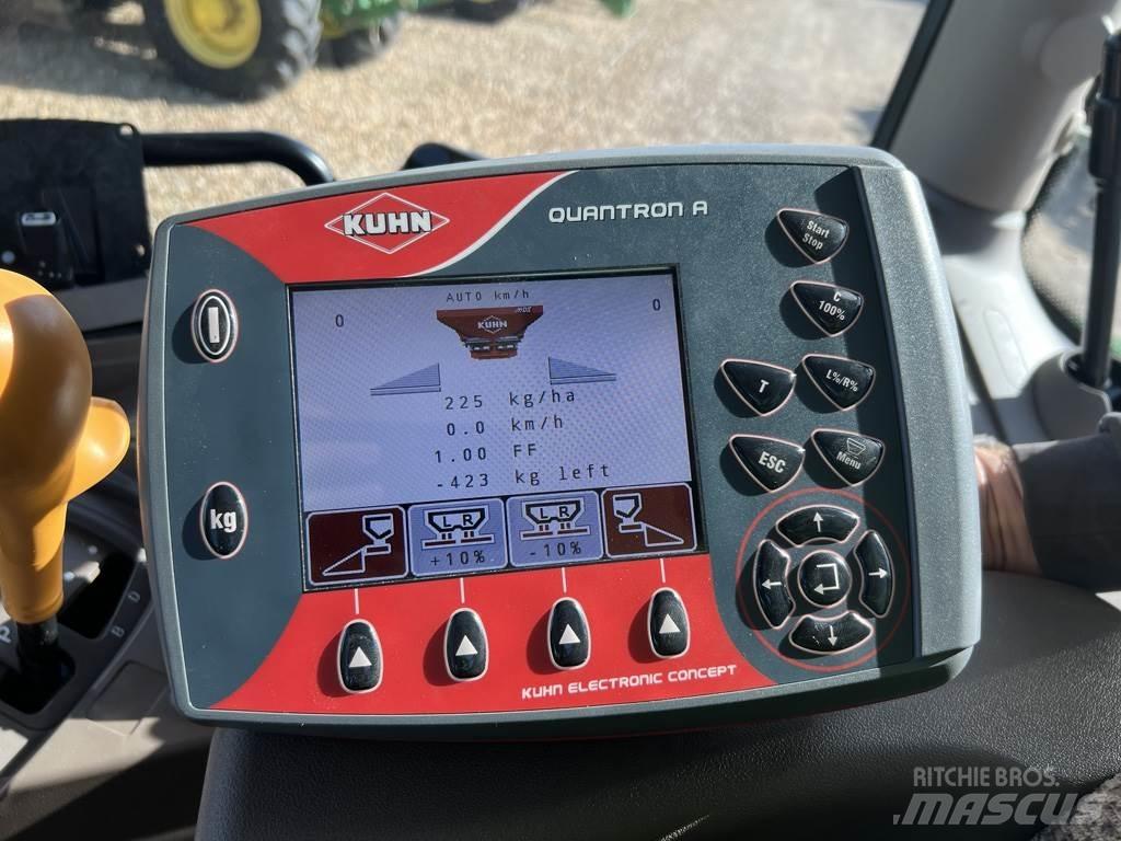 Kuhn 40.2W معدات فرد المواد المعدنية