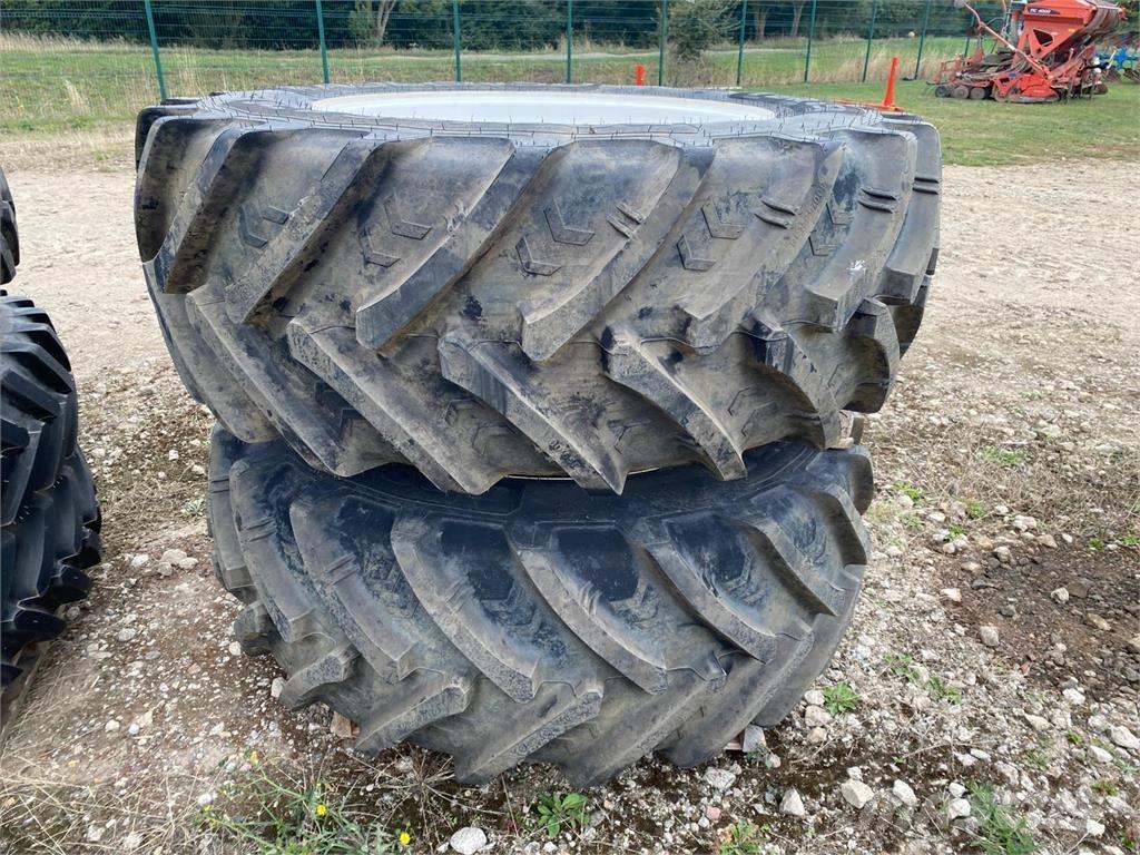 Kuhn 600/65R38 الإطارات والعجلات والحافات
