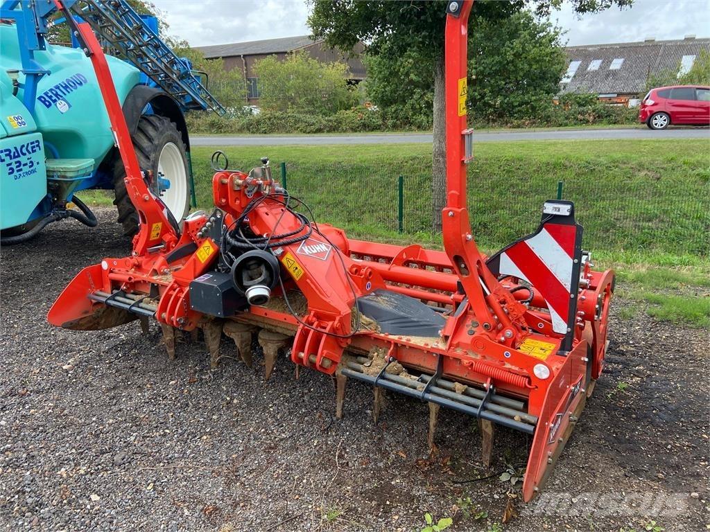 Kuhn HR3030 الكاسحات وقلابات التربة ذات المحركات