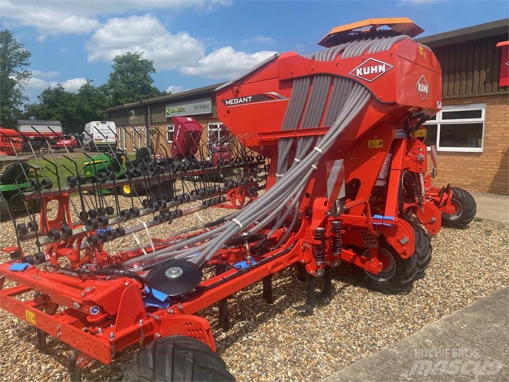 Kuhn MEGANT 602R مثاقيب