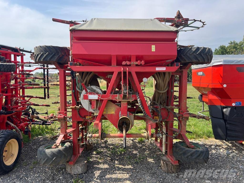 Kverneland TS 480 مثاقيب