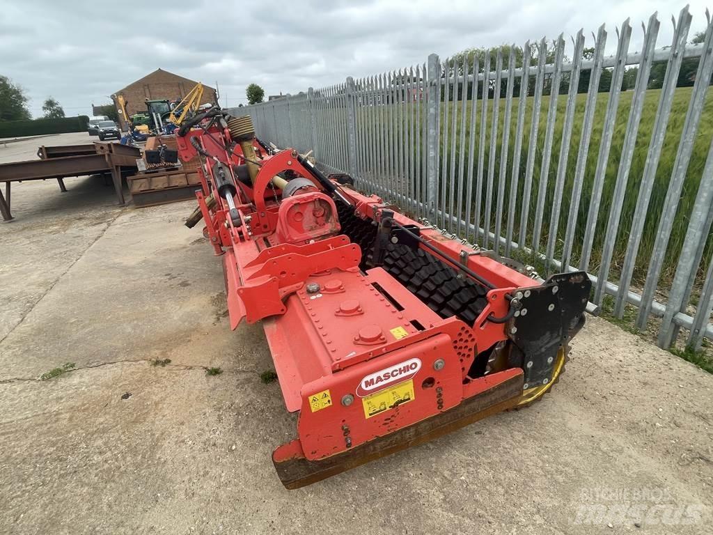 Maschio AQUILA 6M الكاسحات وقلابات التربة ذات المحركات