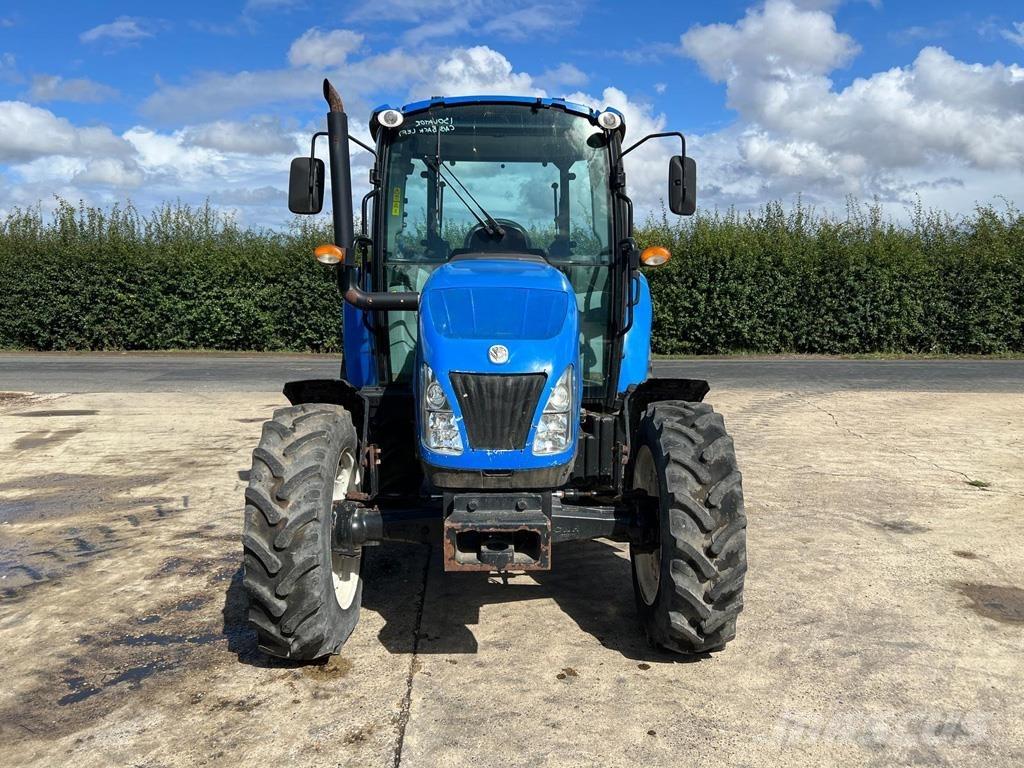 New Holland T4.75 الجرارات