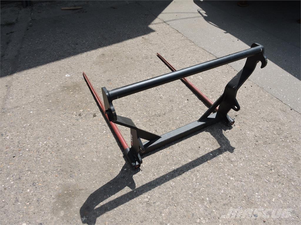  PALLET لوادر وحفارات أمامية