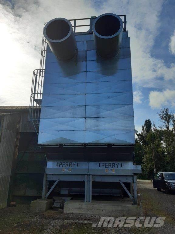  Perry M411 DRIER ماكينات زراعية أخرى