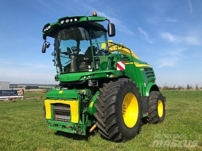 John Deere 8600 ماكينات زراعية أخرى