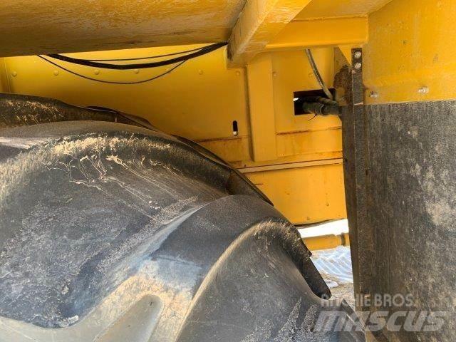  Ag 8104 معدات فرد المواد المعدنية