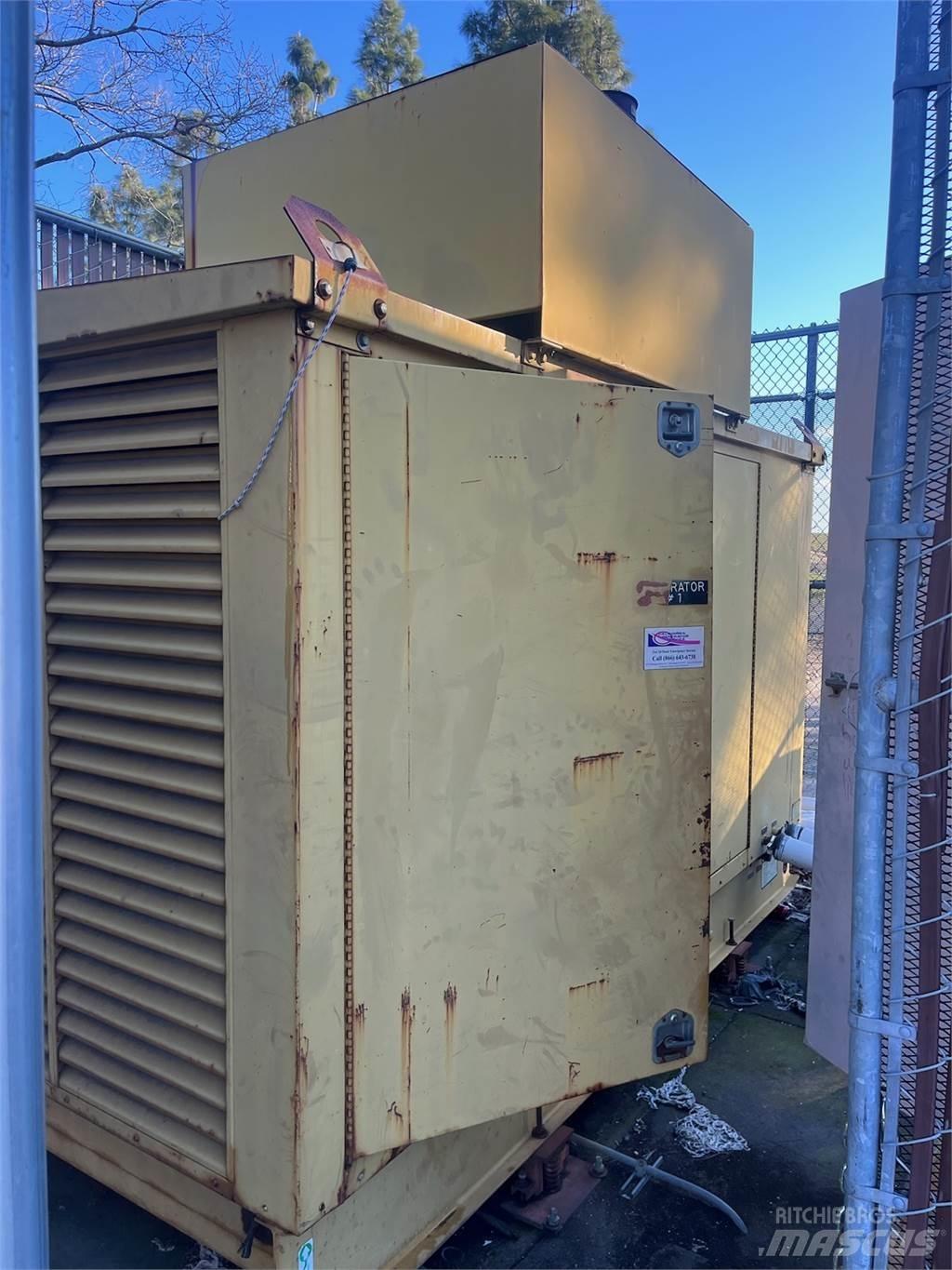 CAT 400 KW أخرى
