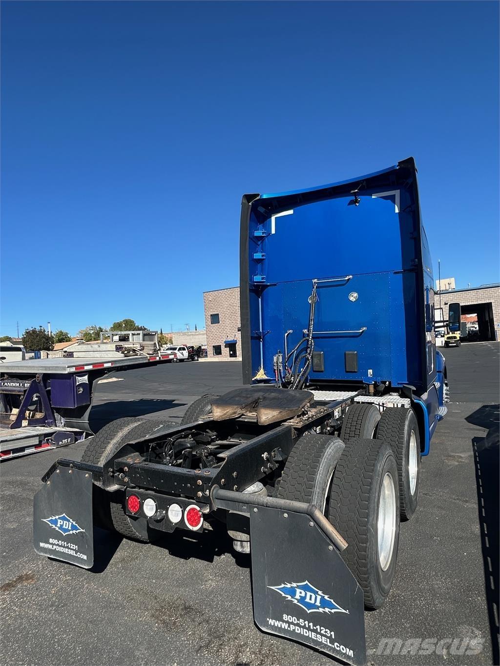 Kenworth T680 شاحنات أخرى