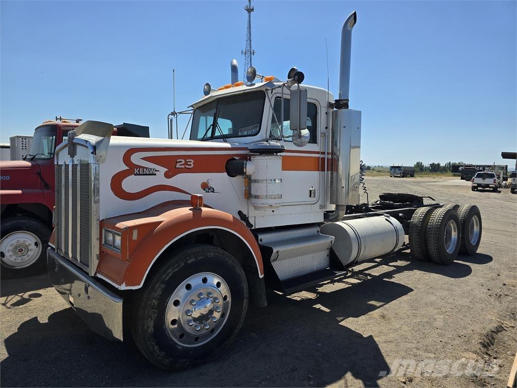 Kenworth W900 شاحنات أخرى