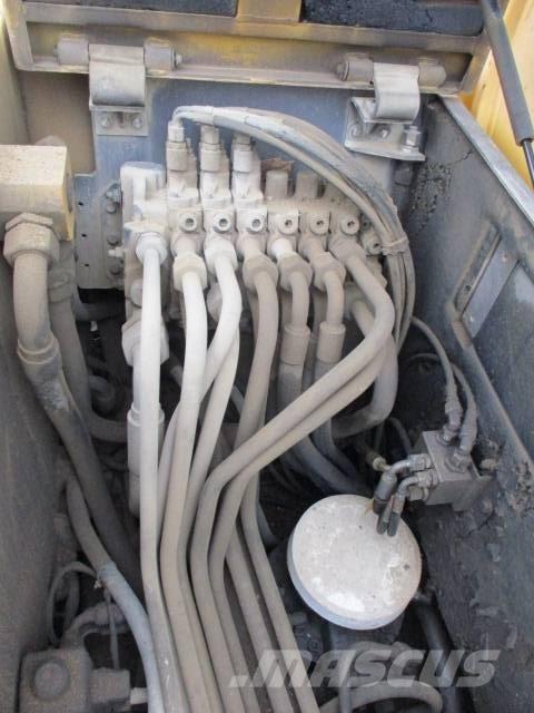 Volvo EC 70  ECR 88 حفارات وسط 7 طن - 12 طن