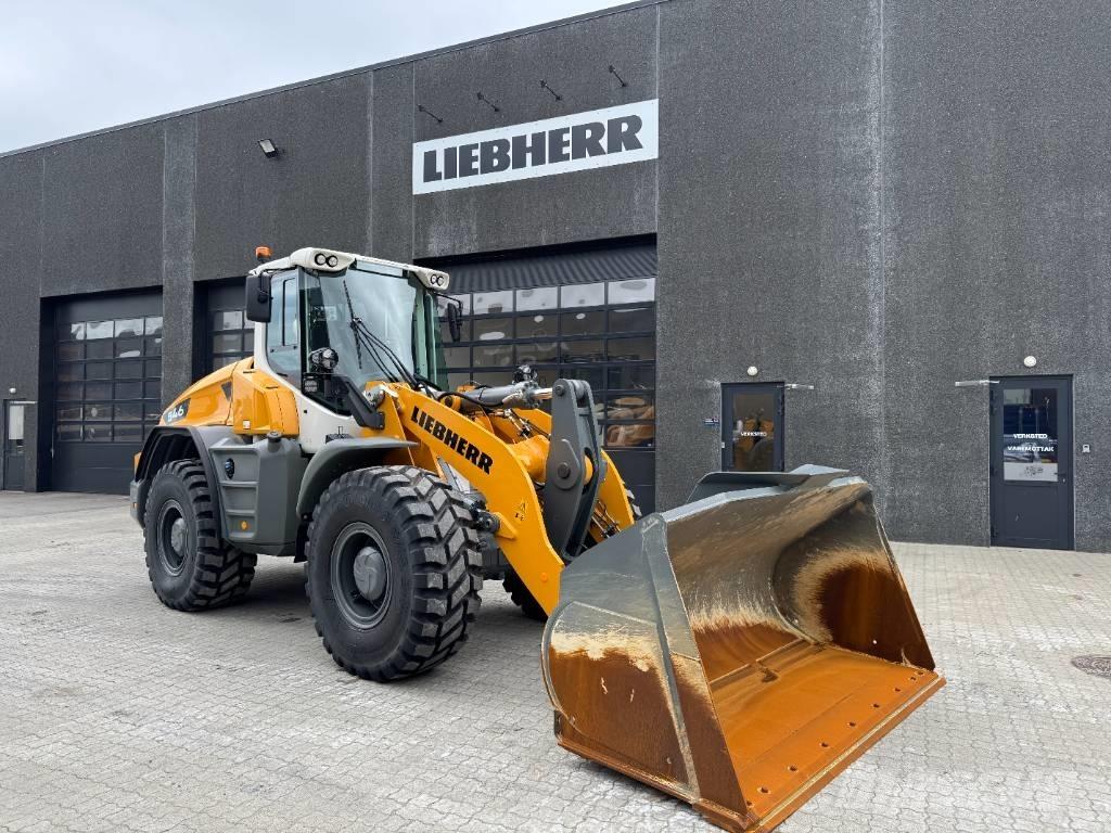 Liebherr L546 لوادر بعجل